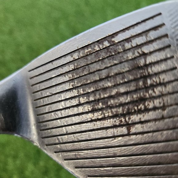 Cleveland RTX ZipCore Black Lob Wedge 58 Mid 10 Right Steel Shaft R-Flex 33.5 in - Picture 8 of 16